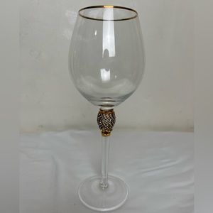 Crystal Clear Red Wine